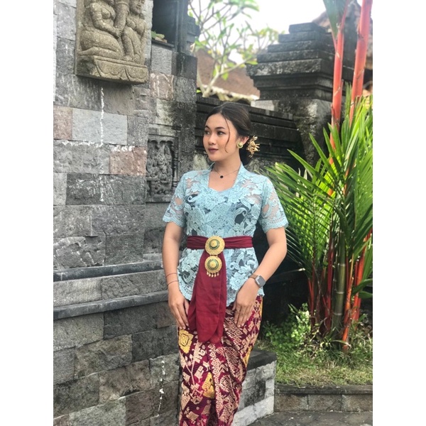Sheli KEBAYA / BROKEN KEBAYA / BROKEN BALI KEBAYA