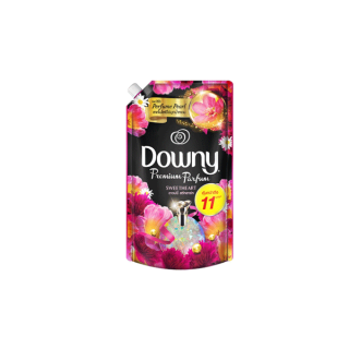 Downy ดาวน์นี่ น้ำยาปรับผ้านุ่มสูตรเข้มข้น ถุงเติม กลิ่นสวีทฮาร์ท 1.25 ลิตร Laundry Softener Sweetheart Perfume 1.25L