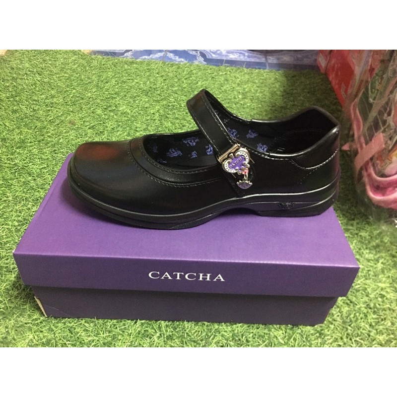 รองเท้านักเรียน catcha