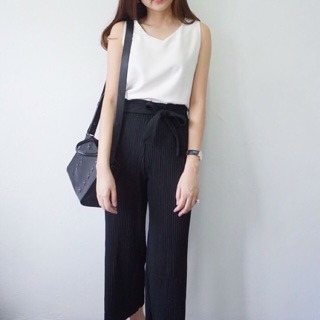 Black • Botton fly pleated pants ✱ ♡