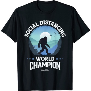 เสื้อยืดลําลอง แขนสั้น พิมพ์ลาย Social Distancing World Champion คุณภาพสูง สไตล์เกาหลี สําหรับผู้ชาย