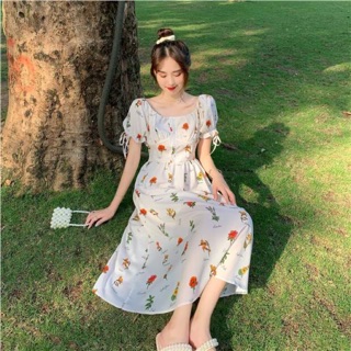 Flower creamy long dress⚠️กรุณาสอบถามจำนวนสินค้าก่อนสั่งซื้อ⚠️