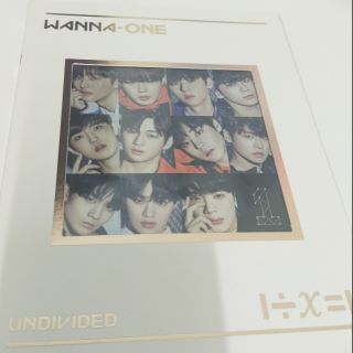 อัลบั้ม  Wanna one undivided