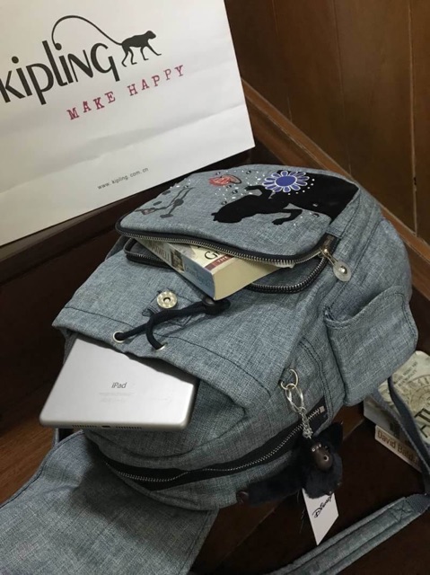 kipling alice in wonderland city pack