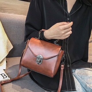 กระเป๋าหนัง Classic brown 🍂