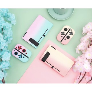 เคสเฉพาะรุ่น Switch เท่านั้นนะคะลายนี้ เคสประกอบ นินเทนโด้สวิท สีพื้นสวยมากคริ้วๆ