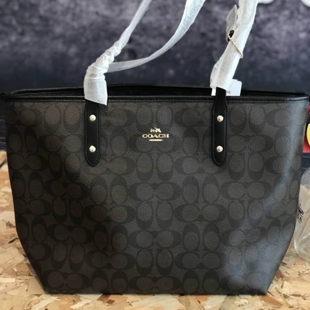 #F58292 Tote zip