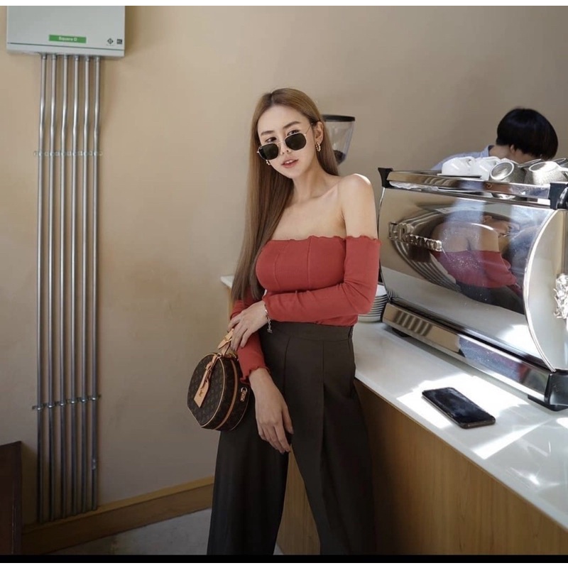 BEMING.BKK เสื้อเกาะอก