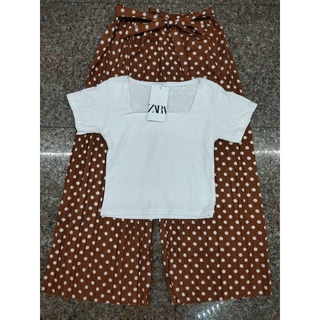 ชุดเซต2ชิ้น เสื้อครอป คอเหลี่ยม ผ้ายืด+กางเกง ขายาว