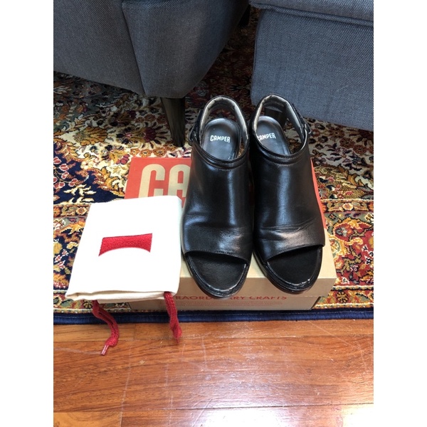 รองเท้าหนังแท้สีดำแบรนด์ CAMPER มือสองสภาพดี Size EU 37 US 7