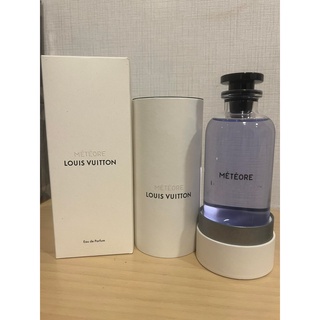 Lv Meteore Louis Vuitton  Meteore EDP น้ำหอมแท้แบ่งขายกลิ่นหอมมากเหมาะกับผู้ชายสุดๆติดทนนานกลิ่นที่ยูทูปเบอร์หลายคนแนะนำ