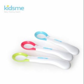 KIDSME (คิสมี) ช้อนป้อนอาหารแบบแสดงอุณหภูมิ สำหรับน้องอายุ 6 เดือนขึ้นไป ปลายสีช้อนจะซีด หากอุณหภูมิเกิน 40 องศา