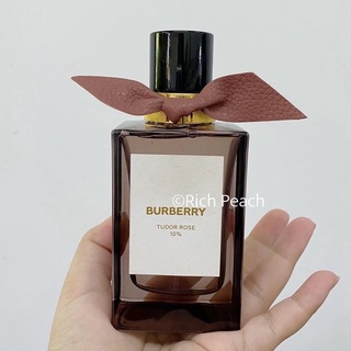 Burberry Signatures Tudor Rose Eau de Parfum 100ml***สินค้าไม่มีพร้อมส่ง ต้องจองไว้เท่านั้น***