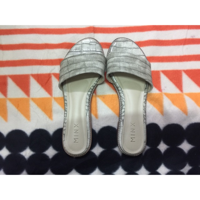 MINX SHOES สี กากี