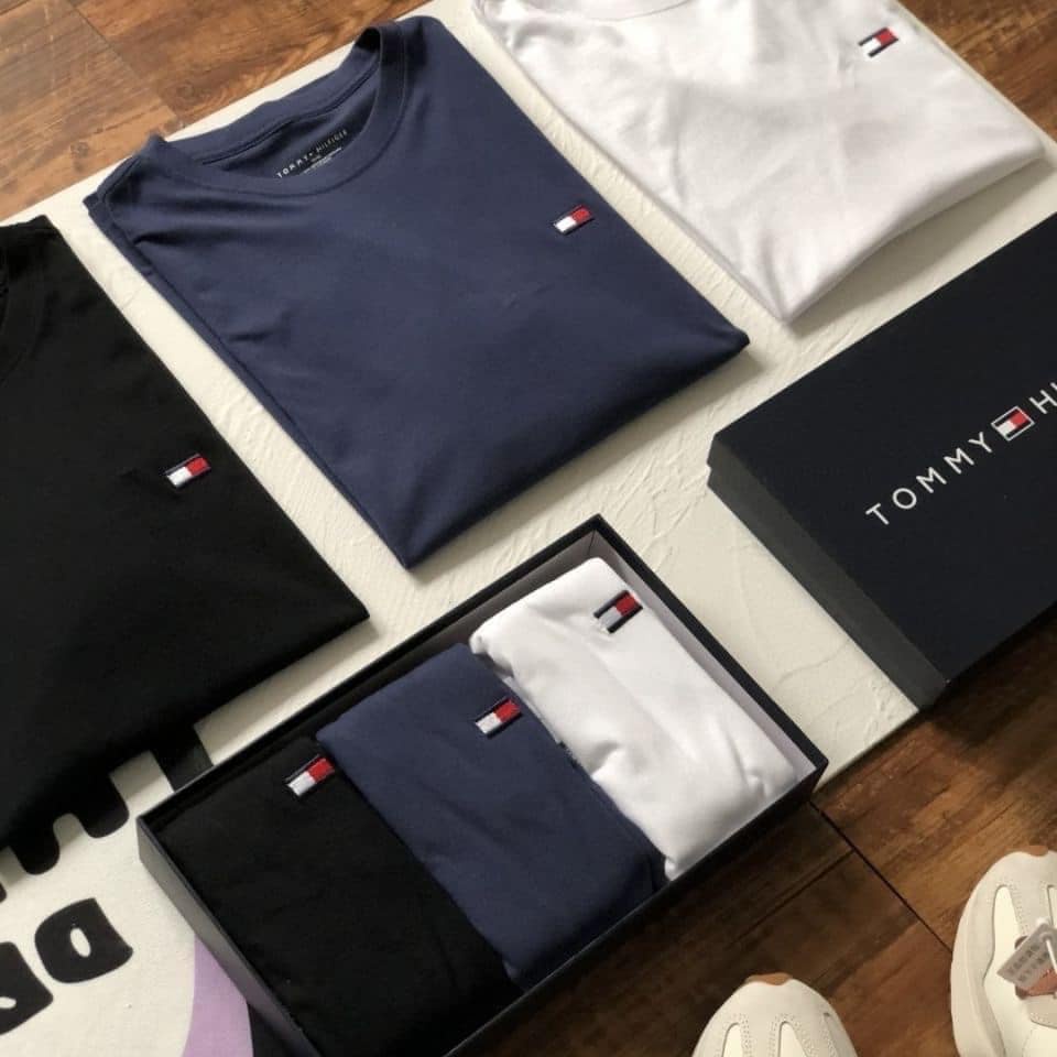 TOMMY เสื้อยืดฟรีไซต์ 1 กล่อง ได้ 3 ตัว มีให้ทั้งหมด 3 สี Cotton 100%