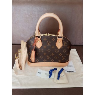 👛Like New LV Alma Monogram DC18👛.         🔥39999🔥.  ID : Issaree1818 Tel : 081808154