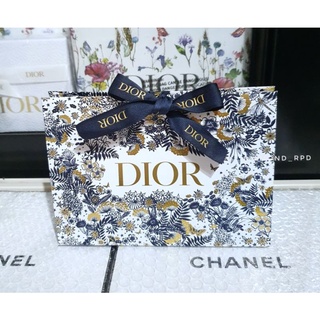 ถุงแบรนด์เนม Dior ลาย Holiday Limited พร้อมริบบิ้นในตัว ของแท้💯%จากเคาน์เตอร์ไทยค่ะ