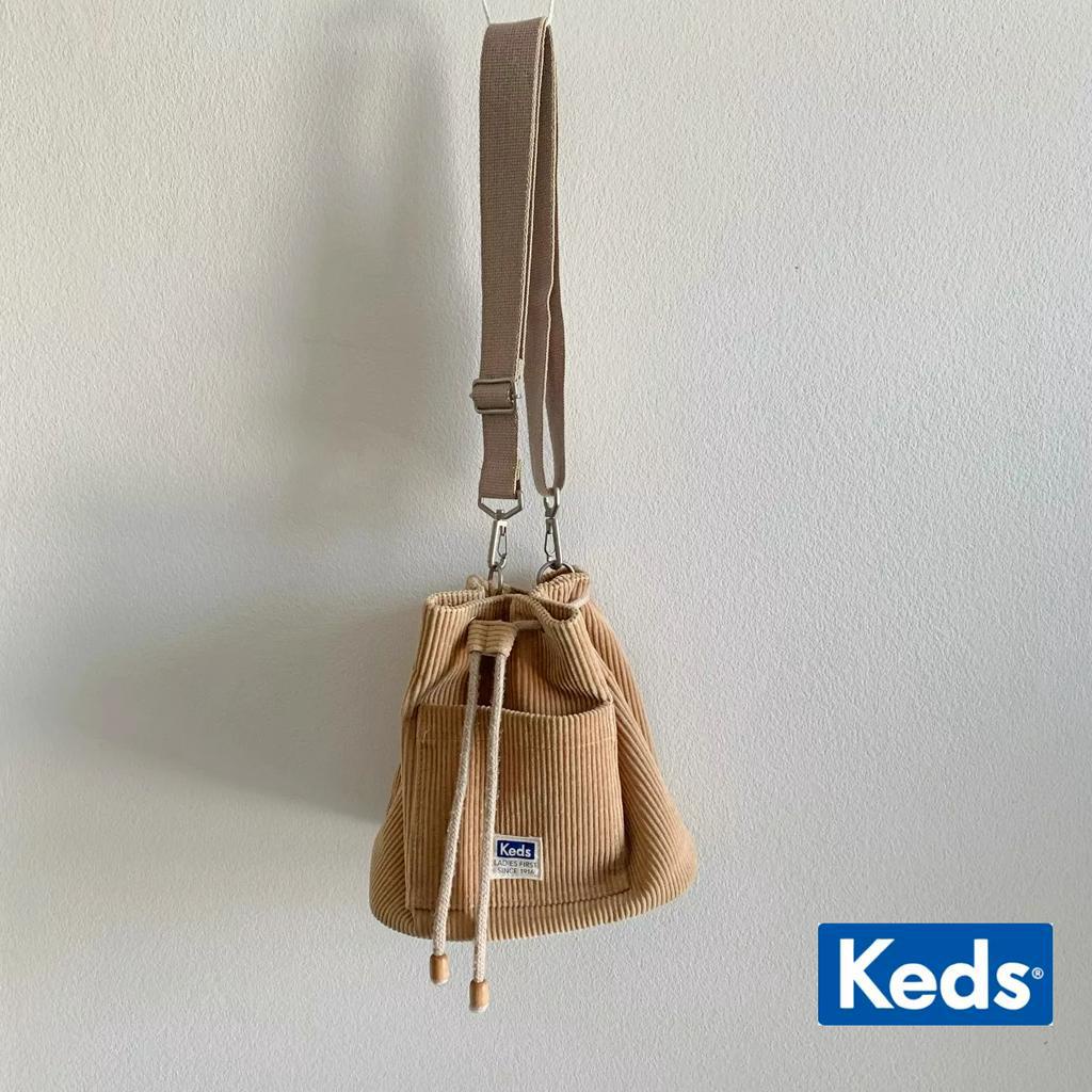 กระเป๋า KEDS BUCKET CORDUROY BUCKET BAG ของแท้