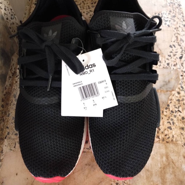 รองเท้า Adidas NMD_R1