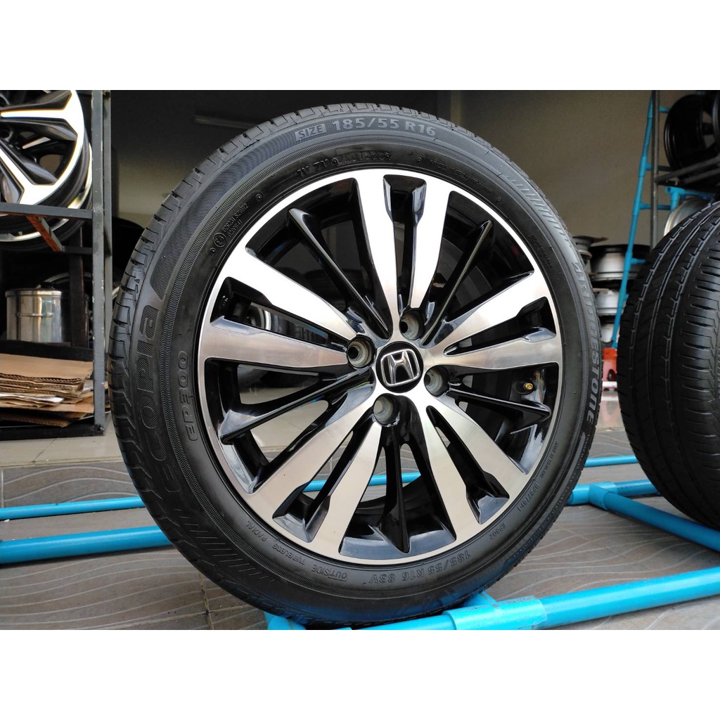 แม็กฮอนด้า แจ๊ส ซิตี้ ขอบ16 พร้อมยางบริสโตน 185 55 16 ปี20