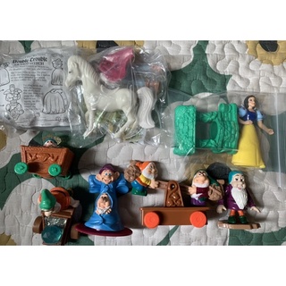 McDonalds ชุด vintage Snow White + Mickey Happybirthday Land set