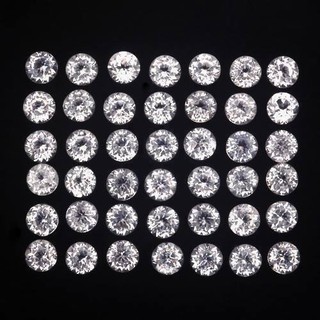 ไวท์โทพาส ( White Topaz ) ขนาด 3.5 mm. (เท่ากันทุกเม็ด) จำนวน 42 เม็ด พลอย พลอยแท้ อัญมณี พลอยขาว พลอยสีขาว อัญมณีแท้