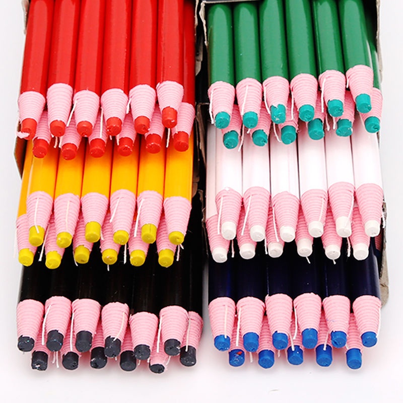 ดินสอสี เขียนผ้า มี6สี ขาว ดำ เเดง สีเหลือง เขียว สีน้ำเงิน ยี่ห้อ:STANDARD *ราคาต่ออัน*