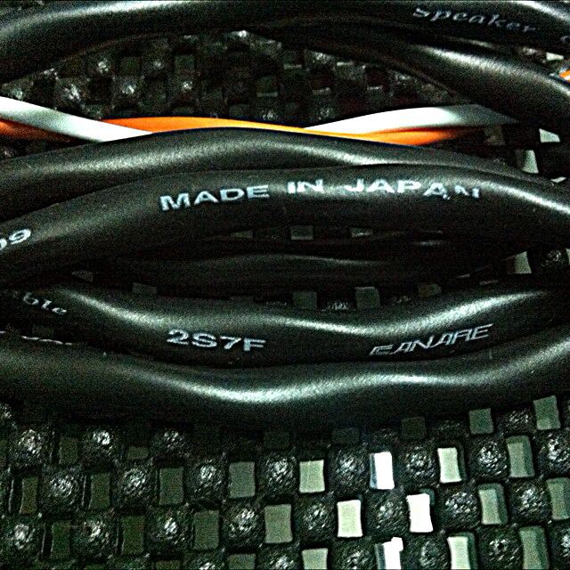สายลำโพง Canare Speaker Cable Made in Japan รุ่น 2S7F ขนาด 16 AWG คุณภาพ ผลิตและนำเข้าจากญี่ปุ่น
