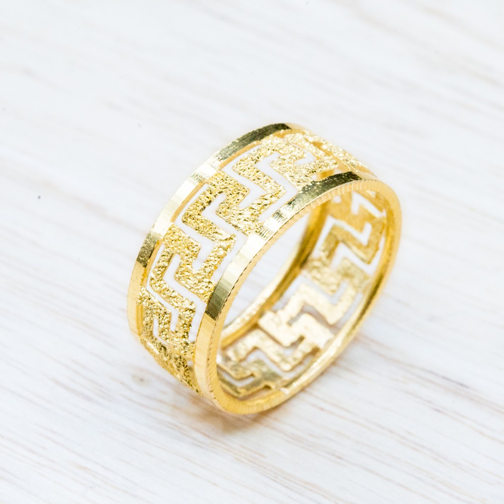 YHLG แหวนทองลายจีนฉลุลาย น้ำหนัก 2 สลึง