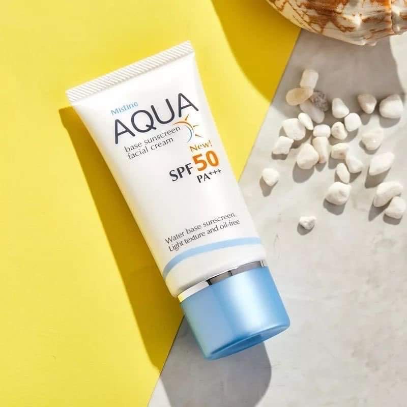 Mistine Aqua Base Sunscreen Facial Cream SPF 50 PA+++ มิสทีน อะควา เบส ซันสกรีน เฟเชียว ครีม ขนาด 20g. Exp.26/03/22