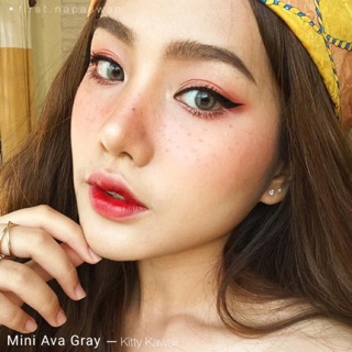 คอนแทคเลนส์ คิตตี้คาวาอิ : Mini Ava Gray ขนาดเท่าตา