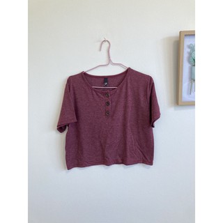 เสื้อครอปสีแดงไวน์ (used)
