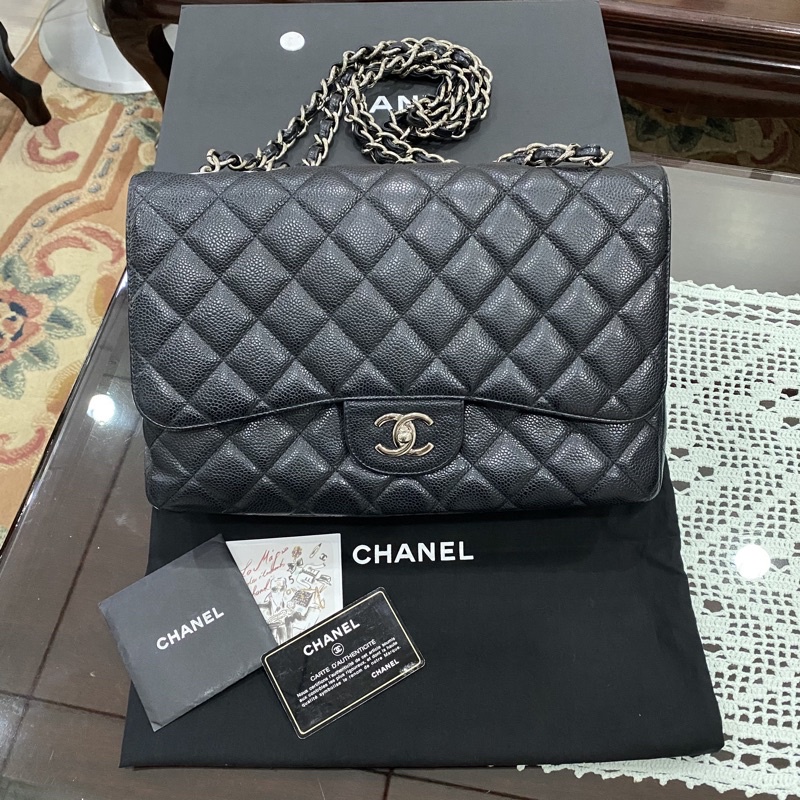 Used in good condition Chanel Classic Flap caviar  holo13xxxx Jumbo 12 นิ้ว