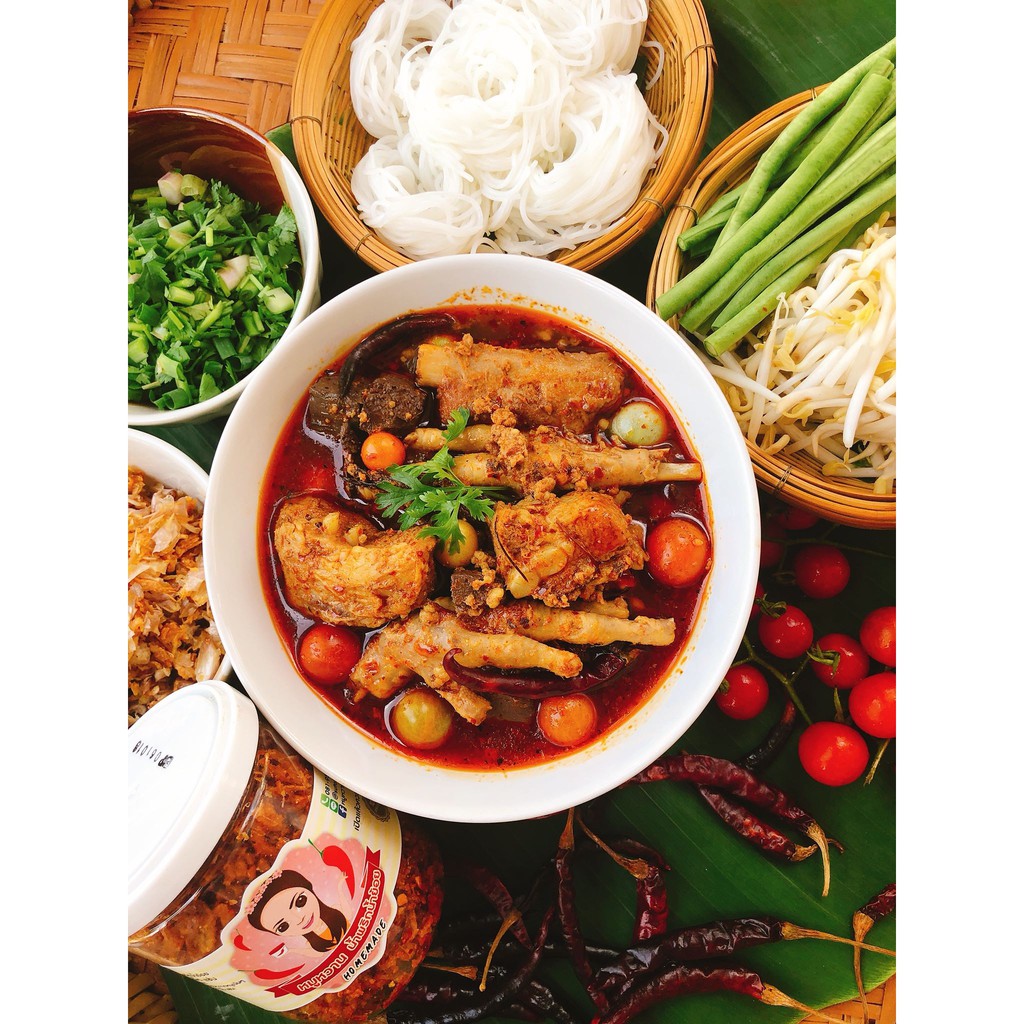 ชุดปาร์ตี้น้ำเงี้ยวสุดคุ้ม