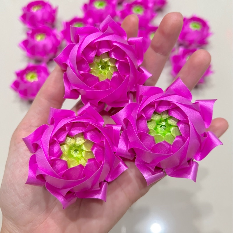 พร้อมส่ง❗️เหรียญโปรยทานดอกบัว เหรียญโปรยดอกบัวดาว (ตัวเปล่า)