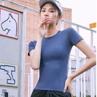 ✨เพิ่มสีใหม่✨Araya Lady เสื้อออกกำลังกายผู้หญิง เสื้อกีฬาแขนสั้น เสื้อโยคะ รุ่น YOGA-104