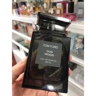 Tom Ford Oud wood Parfum •  3.4 Oz 100 Ml  •  Spray Unisex  • nobox  •  ราคา ส่ง 1600.- ส่งฟรีTom Ford Oud wood Parfum •