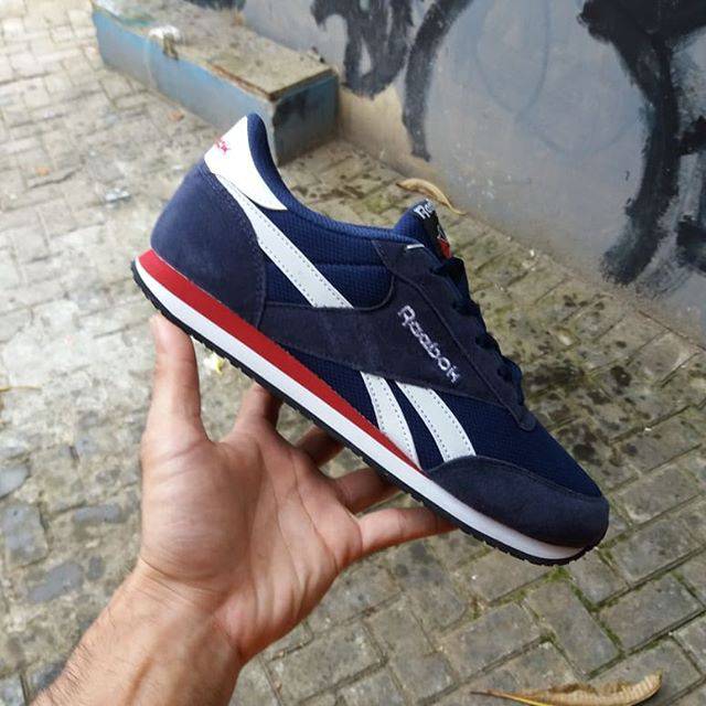 REEBOK REEBOK*******
