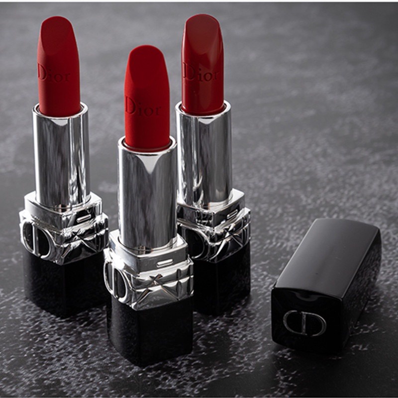 ลิปสติกเนื้อกำมะหยี่ สีปาก ( ทั้งร้านทุกอย่าง 99 บาท ) พร้อมส่งในไทย ลิปสติก Dior, 999 Matte Lipstick รุ่นคลาสสิก  #999#