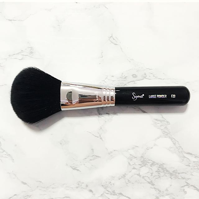F20 - DUO FIBRE POWDER/BLUSH BRUSH