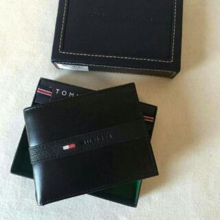 พร้อมส่งในไทย
✼ TOMMY HILFIGER LEATHER CREDIT CARD MENS WALLET BIFOLD ✼