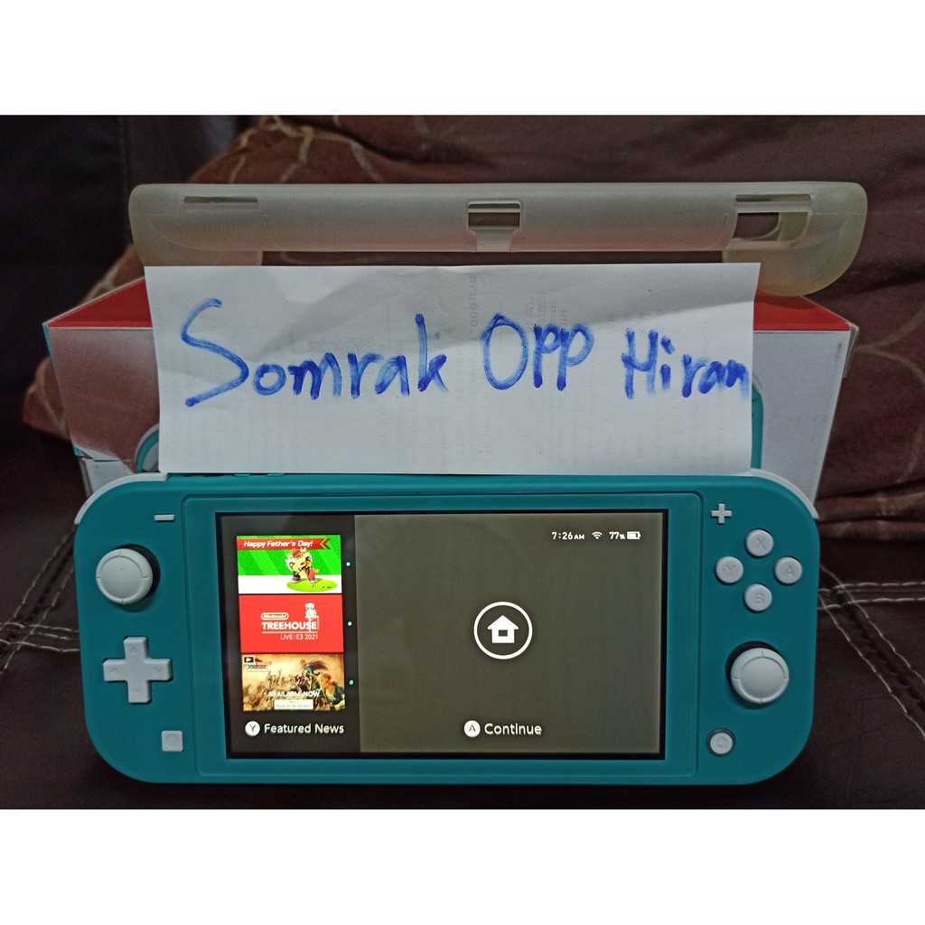 Nintendo Switch Lite มือสอง สภาพดี อุปกรณ์ครบ ติดฟิล์มแล้ว แถมเคส