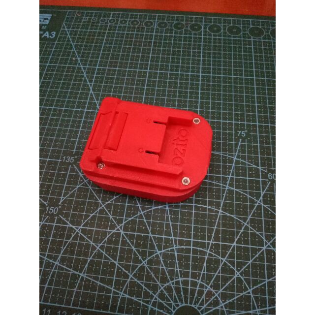 อะแดปเตอร์แบตเตอรี่ Makita สําหรับ Ozito Xpower 18v (ONLY USED สําหรับ RED Ozito XPOWER BODY)