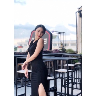 RAYON Maxi dress  แม็กซี่เดรสยาวแขนกุด ผ่าข้าง