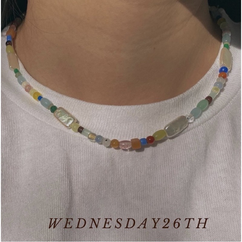 Wednesday26th สร้อยคอไข่มุกน้ำจืดและหินหลากชนิด
