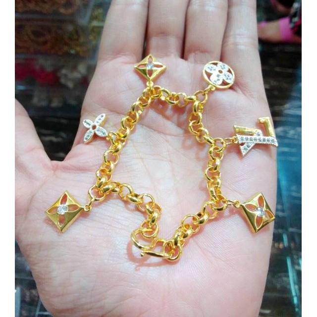 สร้อยข้อมือแฟชั่น B144 สร้อยข้อมือทองไมครอน สร้อยข้อมือสวยๆ ทองสวย ทองชุบ  บริการตัดไซต์ฟรี
