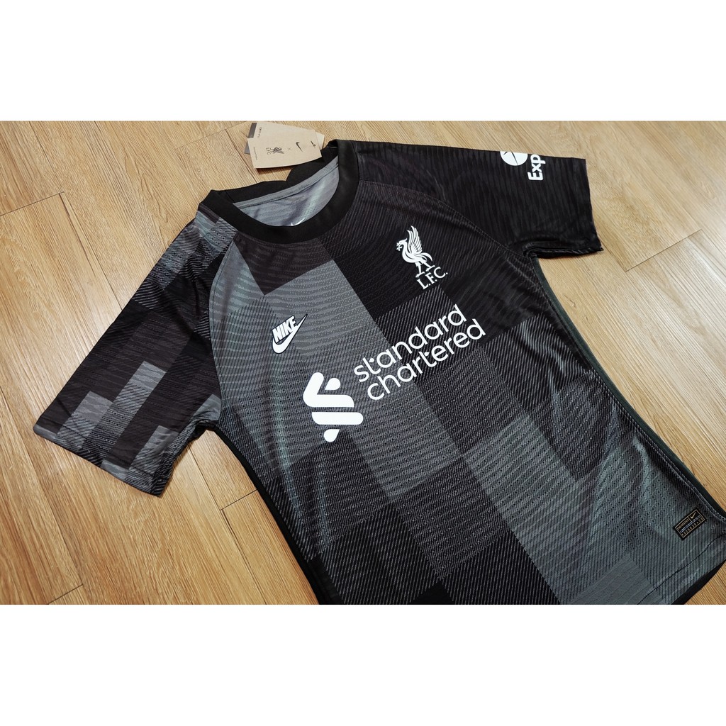 เสื้อ Liverpool ปี 2021/22 งานเกรด Player