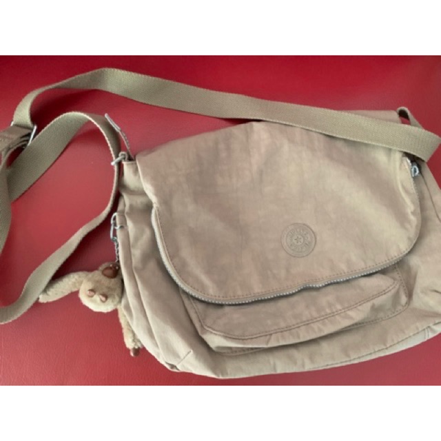 Kipling แท้มือสอง รุ่นเก่าหายากมีลิง