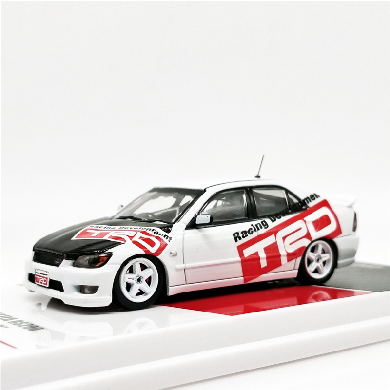 Inno 1:64 toyota alteza rs 200 ปรับแต่งโดย trd รถของเล่นสําหรับเด็ก