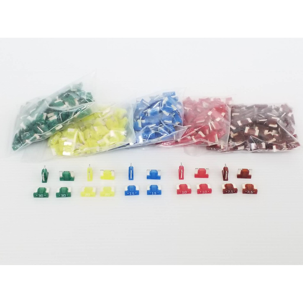 ฟิวเสียบจิ๋ว  7.5A  ราคา/ตัว